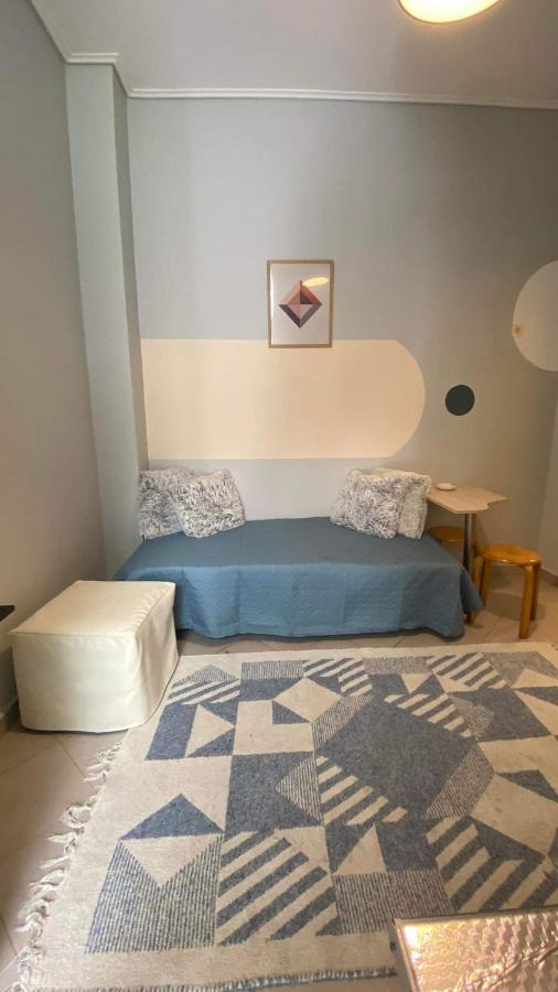 Cozy Minimal Apartment Piräus Exterior foto